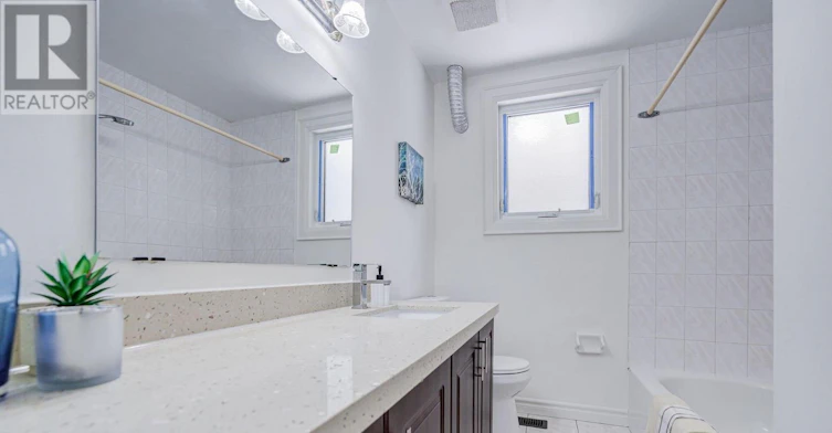 79 Samson Crescent, Toronto, ON, M1G 1N2 - 8
