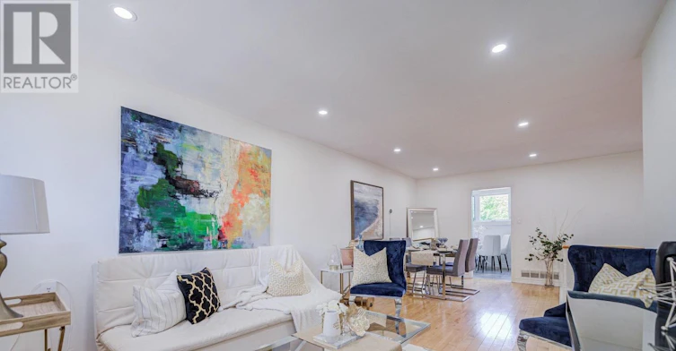 79 Samson Crescent, Toronto, ON, M1G 1N2 - 2