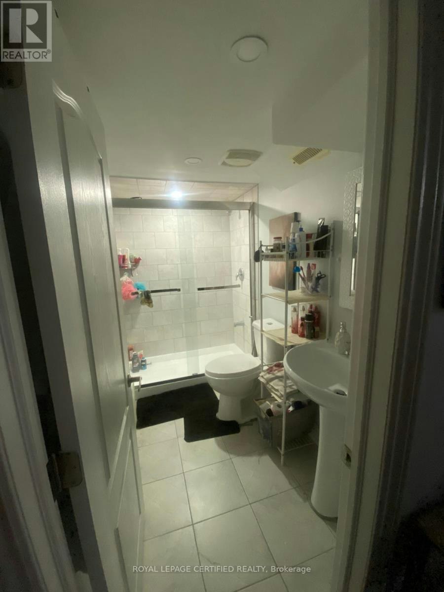 33 Truro Circle, Brampton, ON, L7A 0C4 - 8