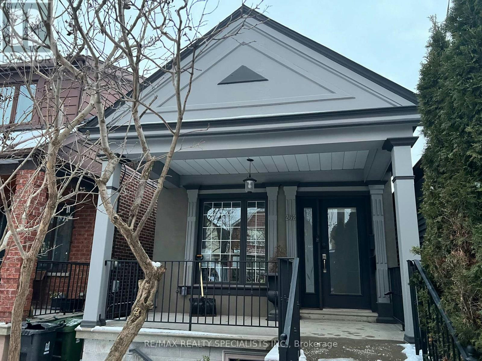252 Earlscourt Avenue, Toronto, ON, M6E 4B6