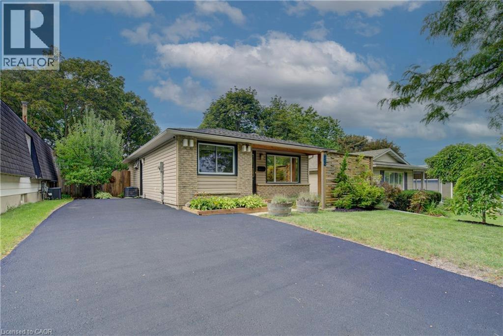 73 Christopher Drive, Waterloo, ON, N2J 4J6