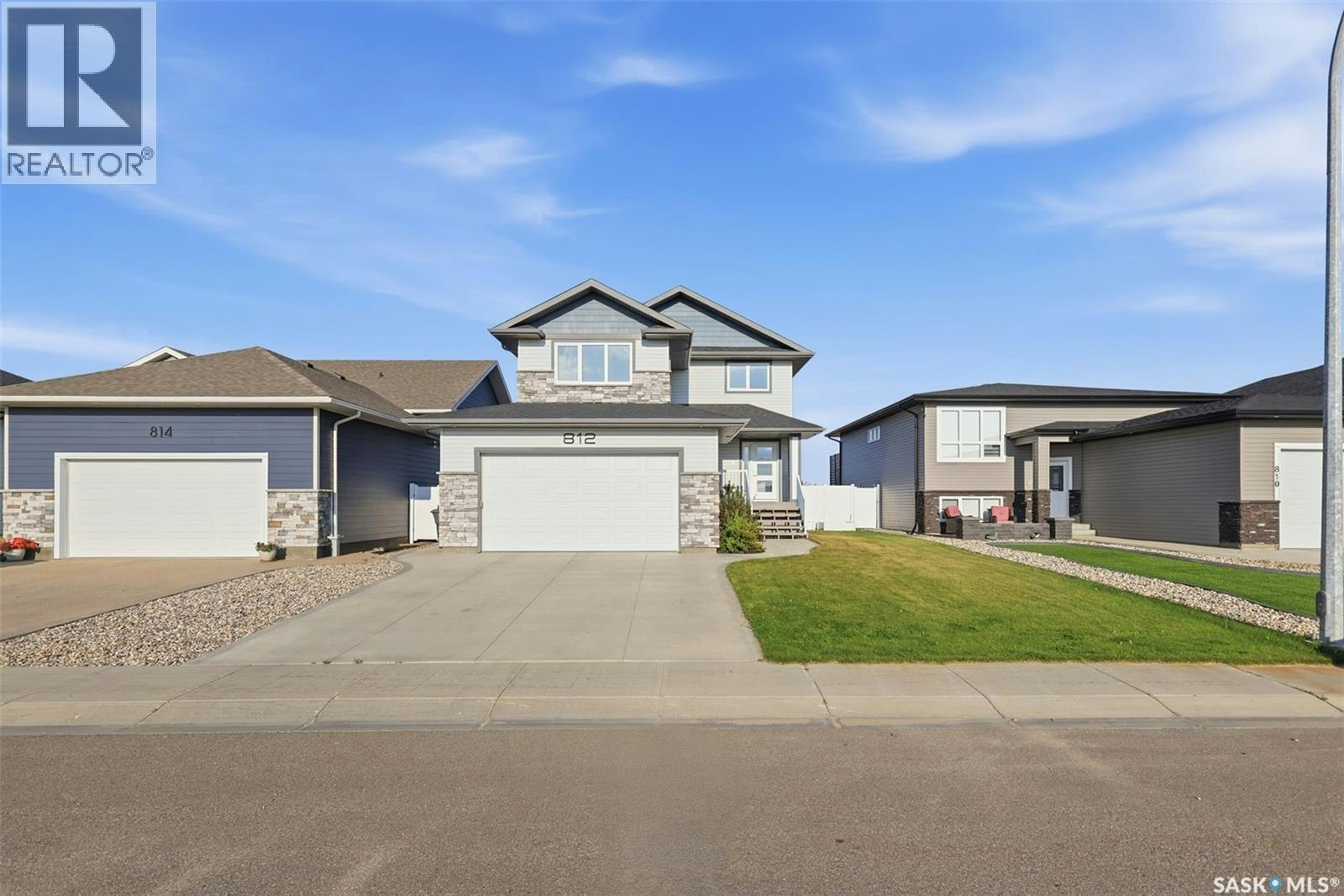 812 1st Avenue N, Warman, SK, S0K 4S5