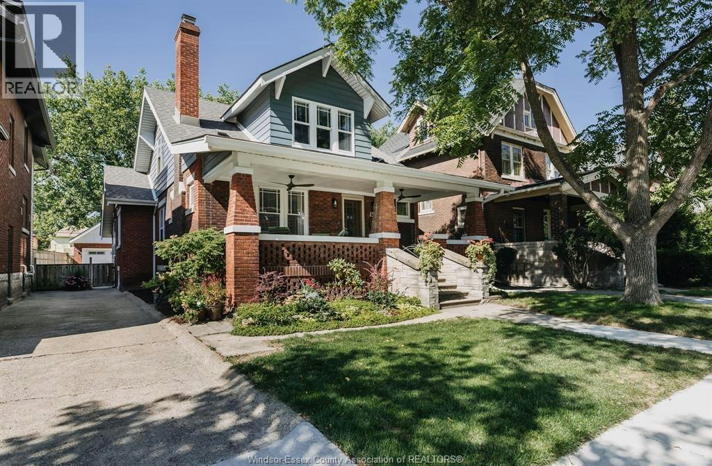 157 Mcewan, Windsor, ON, N9B 2E3