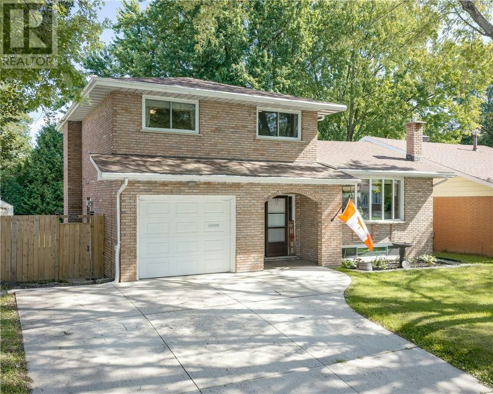 794 Auger Avenue, Greater Sudbury, ON, P3A 4T2