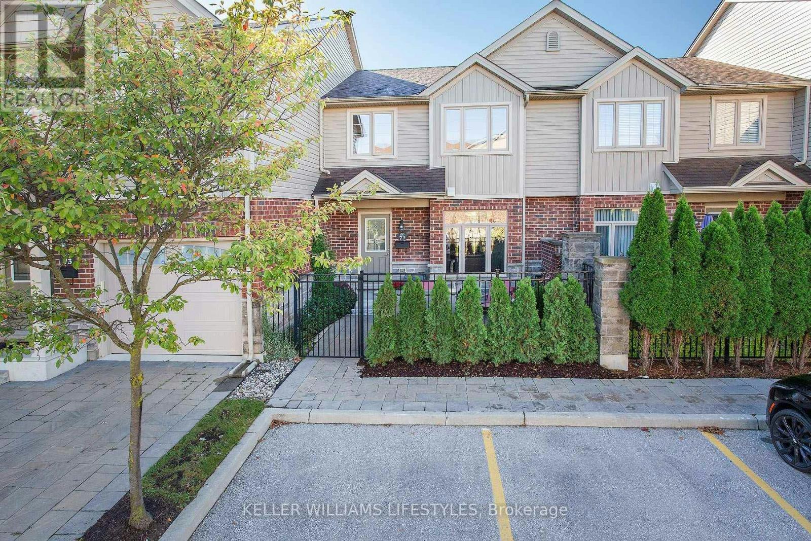 71-1061 Eagletrace Drive, London, ON, N6G 0T3