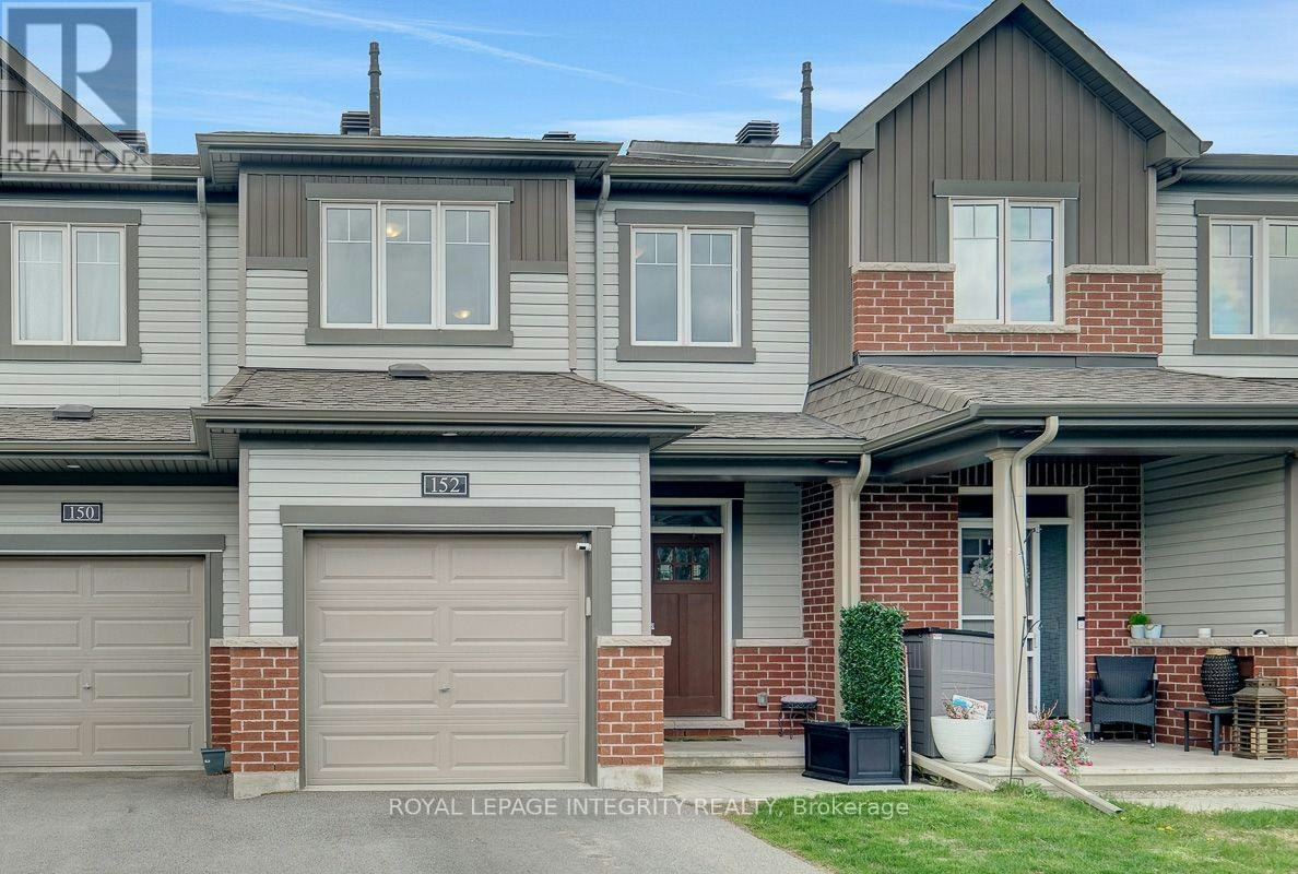 152 Gardenpost Terrace, Ottawa, ON, K4A 5G9 - 2