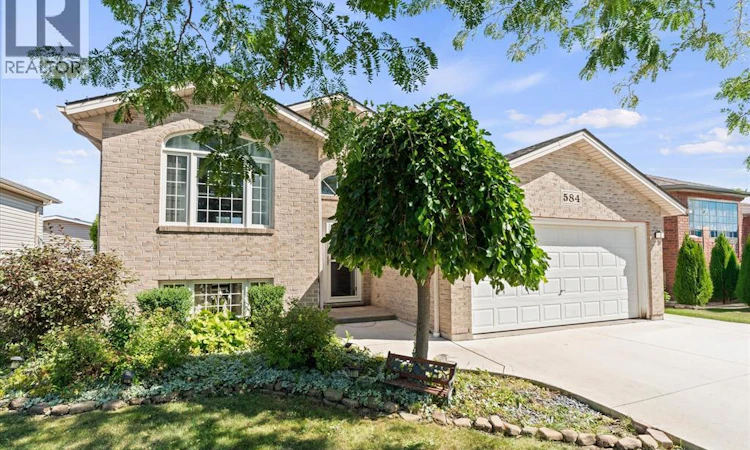584 Pettypiece Drive