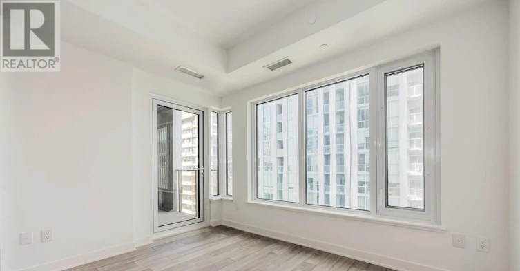 2707-11 Yorkville Avenue, Toronto, ON, M4W 0B7 - 6