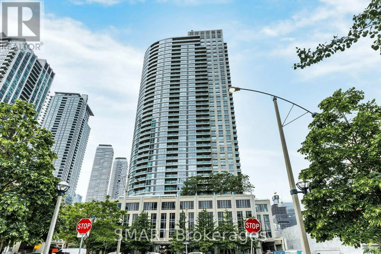 713-18 Yonge Street, Toronto, ON, M5E 1Z8 - 3