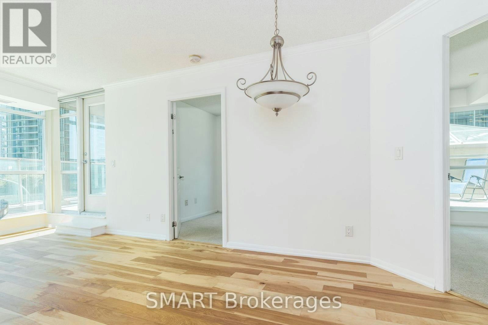 713-18 Yonge Street, Toronto, ON, M5E 1Z8 - 17
