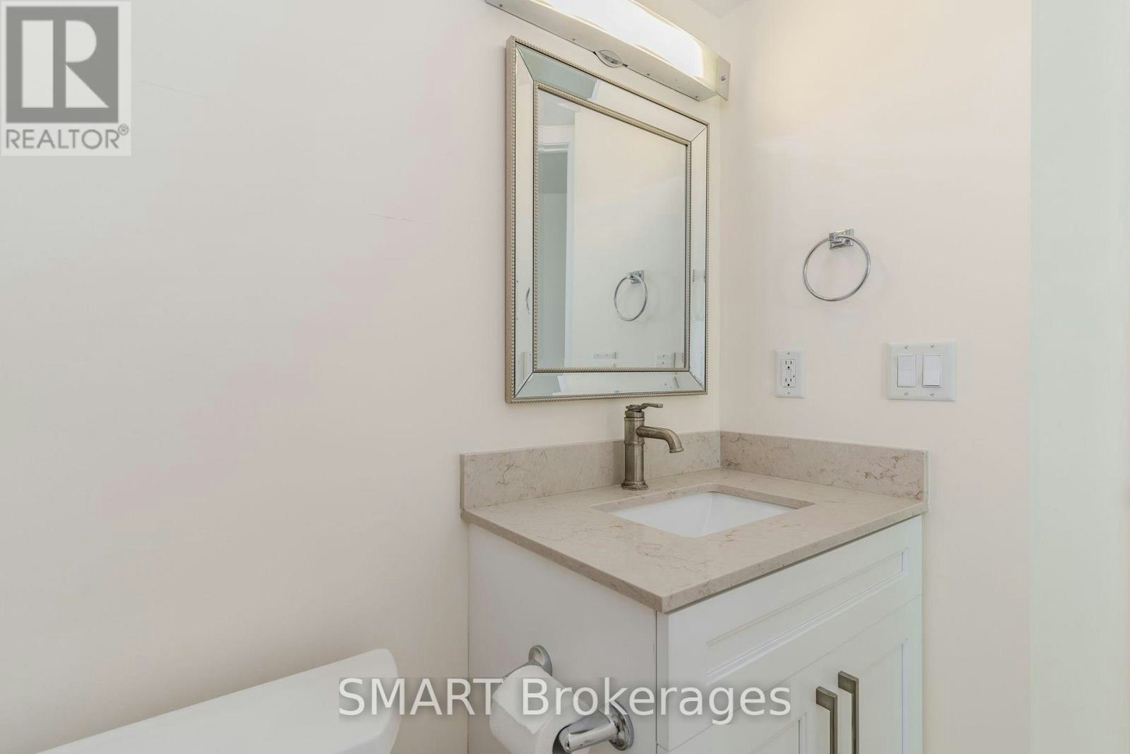 713-18 Yonge Street, Toronto, ON, M5E 1Z8 - 28