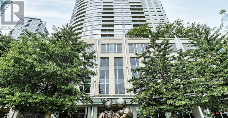 713-18 Yonge Street, Toronto, ON, M5E 1Z8