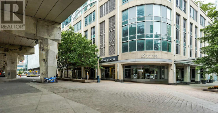 713-18 Yonge Street, Toronto, ON, M5E 1Z8 - 4