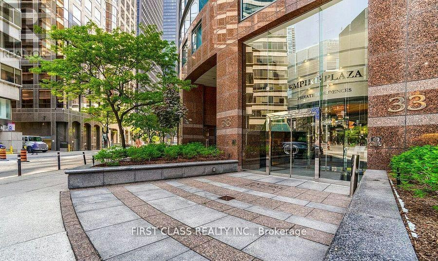1303-33 University Avenue, Toronto, ON, M5J 2S7