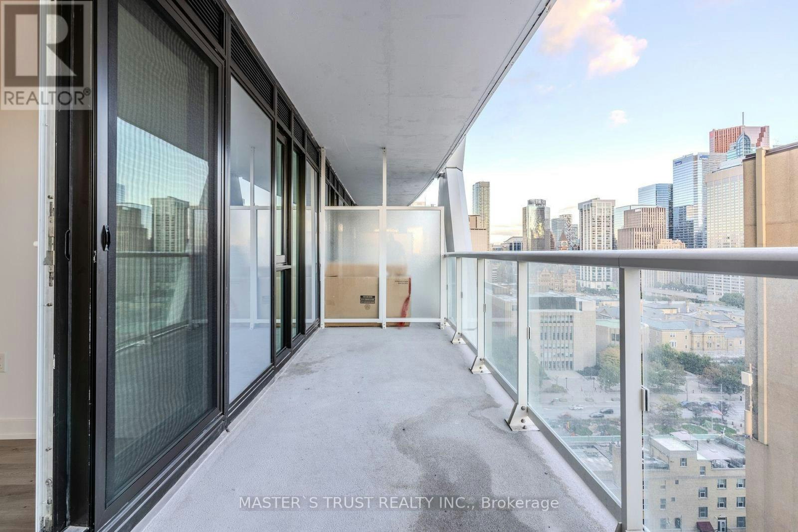 1916-230 Simcoe Street S, Toronto, ON, M5T 1T4 - 10