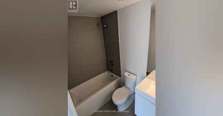 33 Helendale Avenue, Toronto, ON, M4R 0A4 - 4