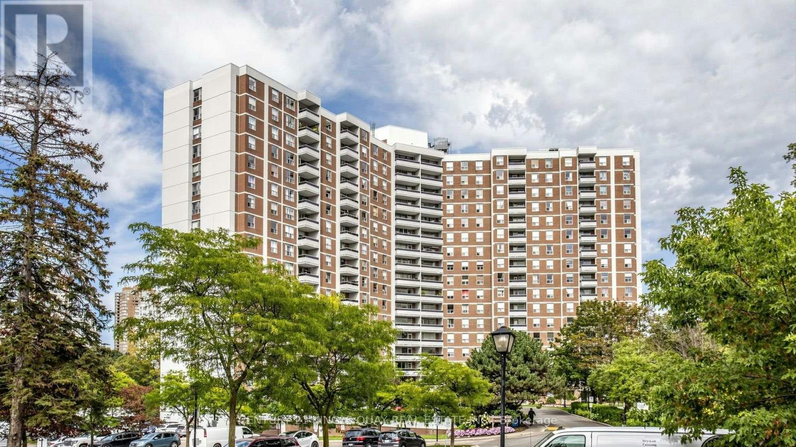 1116-20 Edgecliff Golfway, Toronto, ON, M3C 3A4