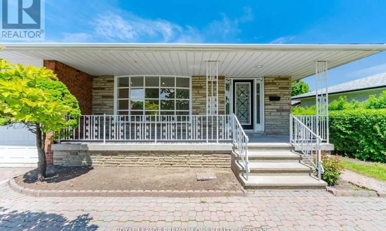 3195 Golden Orchard Drive
