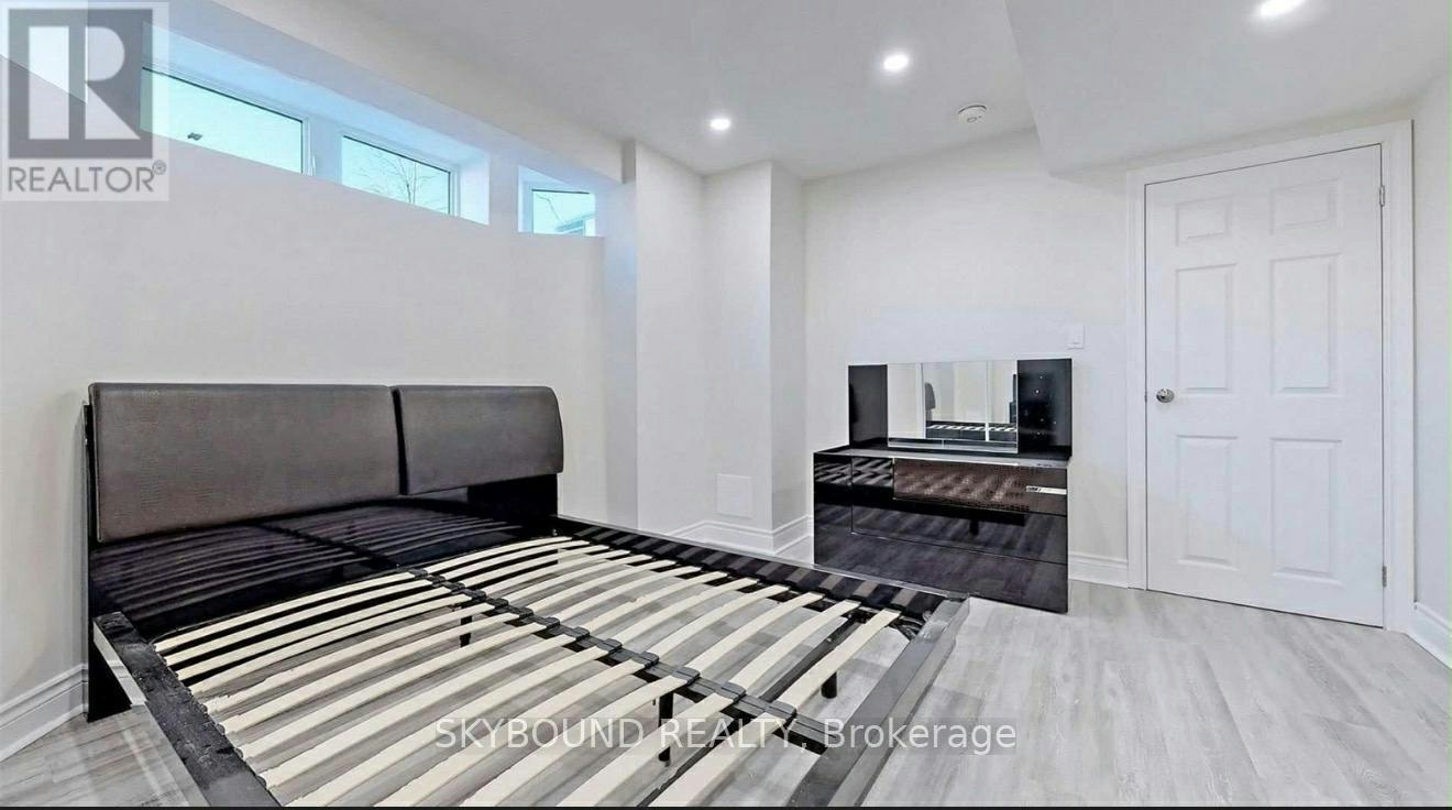 BASEMENT-3461 Park Heights Way, Mississauga, ON, L5M 0V5 - 5