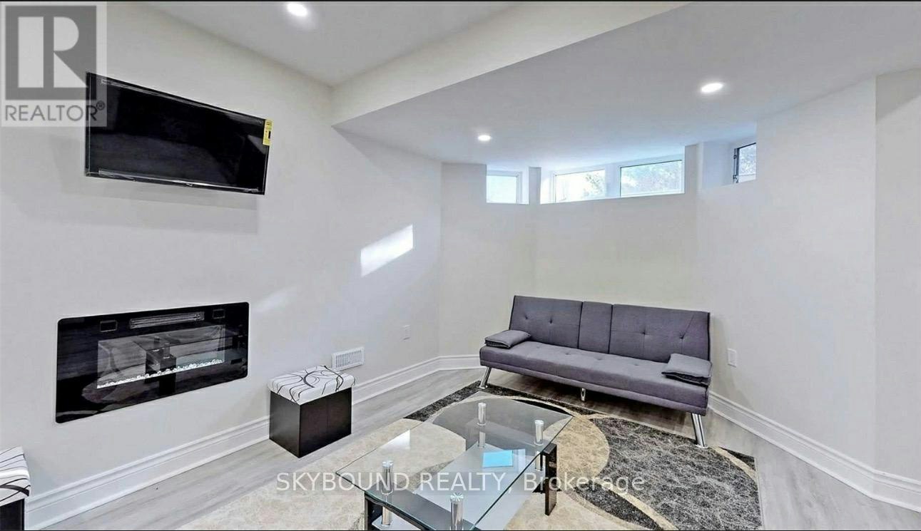 BASEMENT-3461 Park Heights Way, Mississauga, ON, L5M 0V5 - 3