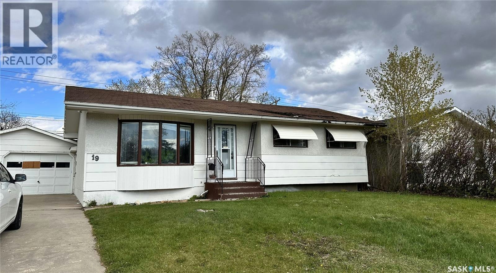 19 O'neil Crescent, Saskatoon, SK, S7N 1W7