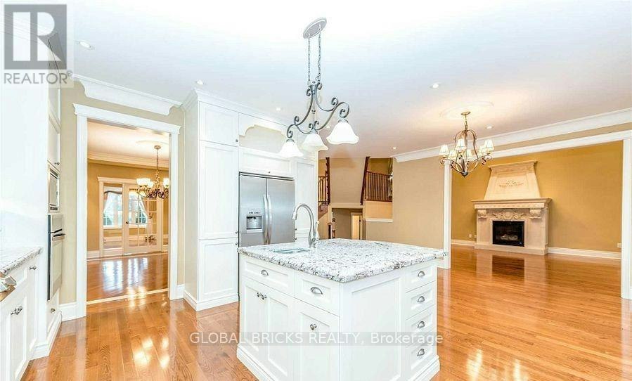 2855 Westoak Trails Boulevard, Oakville, ON, L6M 0H9 - 4