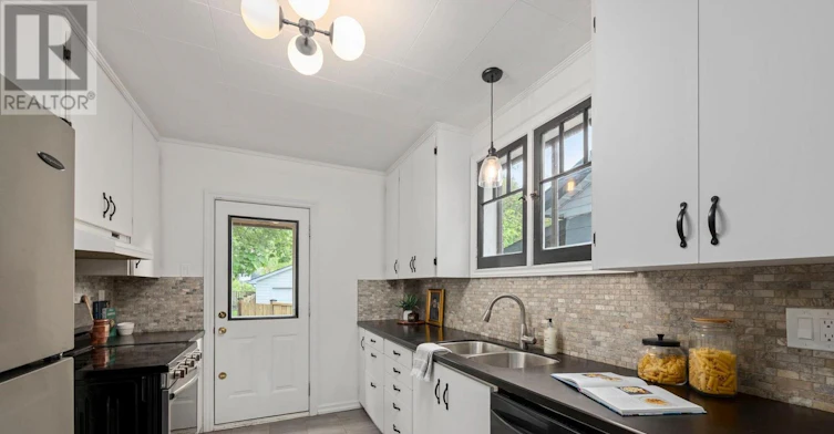 94 Briscoe Street E, London, ON, N6C 1X2 - 8