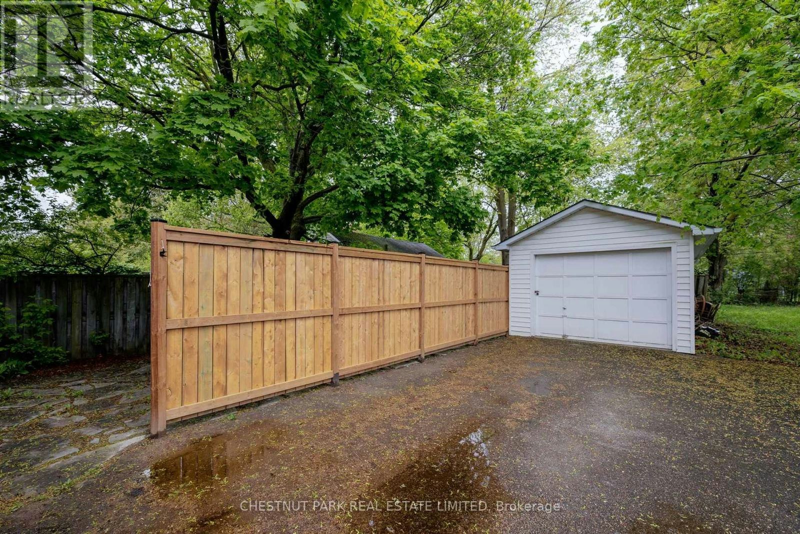94 Briscoe Street E, London, ON, N6C 1X2 - 17