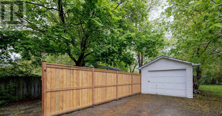 94 Briscoe Street E, London, ON, N6C 1X2 - 17
