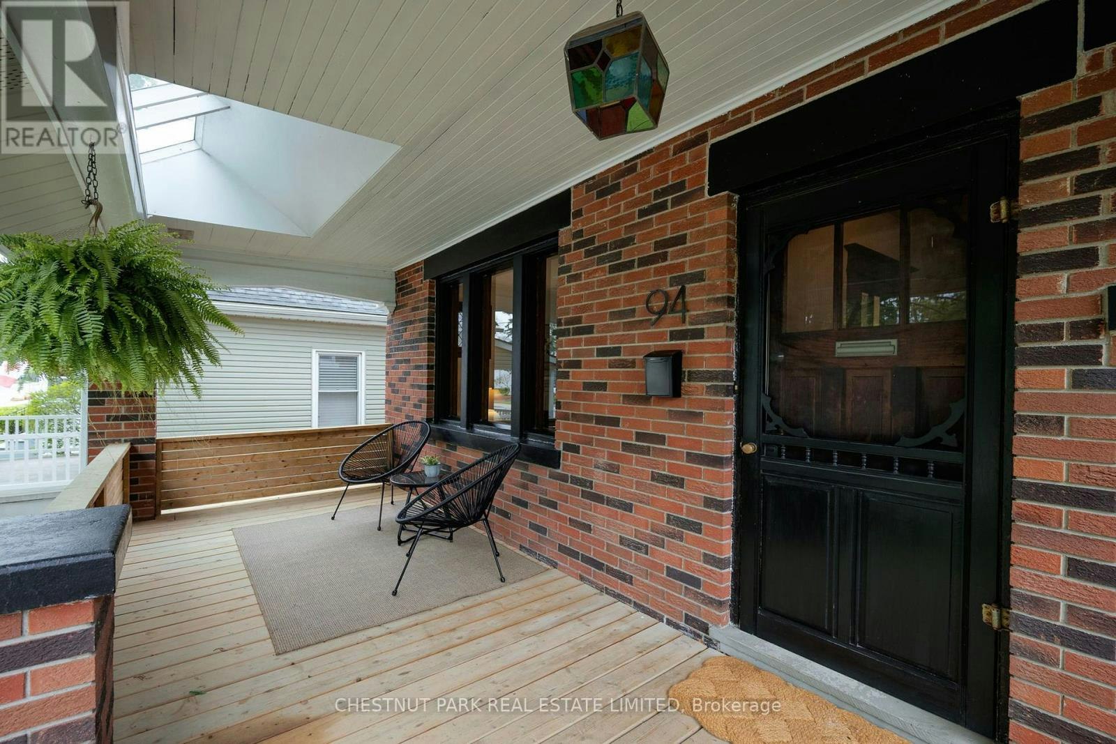 94 Briscoe Street E, London, ON, N6C 1X2 - 2