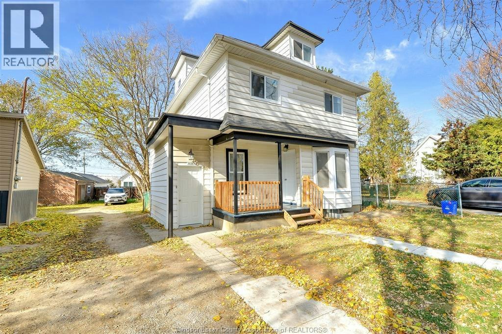 UPPER-3076 Sandwich, Windsor, ON, N9C 1A4 - 3