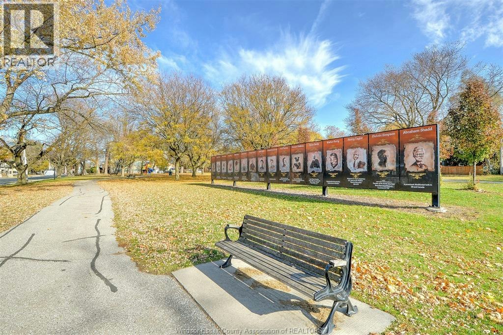UPPER-3076 Sandwich, Windsor, ON, N9C 1A4 - 22