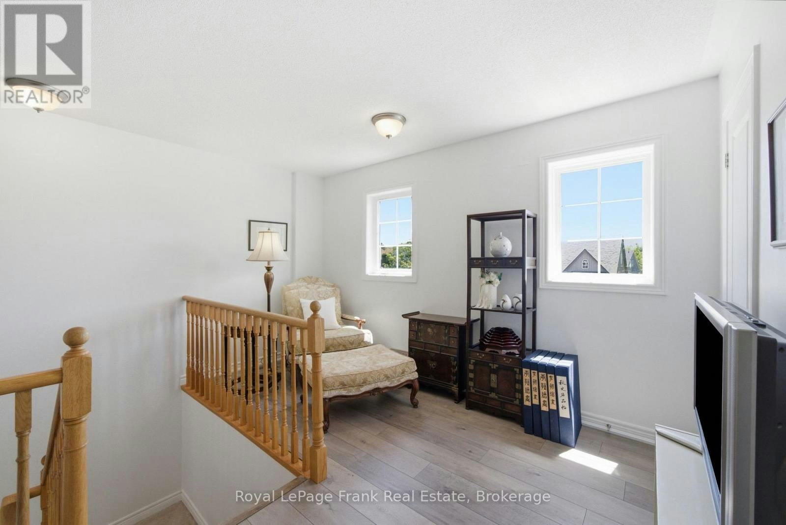 26 Fallingbrook Crescent, Kawartha Lakes, ON, K9V 0B3 - 14