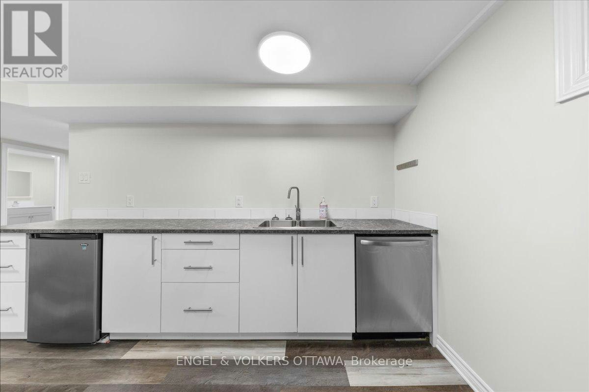 B-616 Browning Avenue, Ottawa, ON, K1G 0T9 - 13