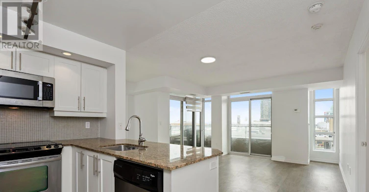 606-85 Liberty Street EAST, Toronto, ON, M6K 3R4 - 9