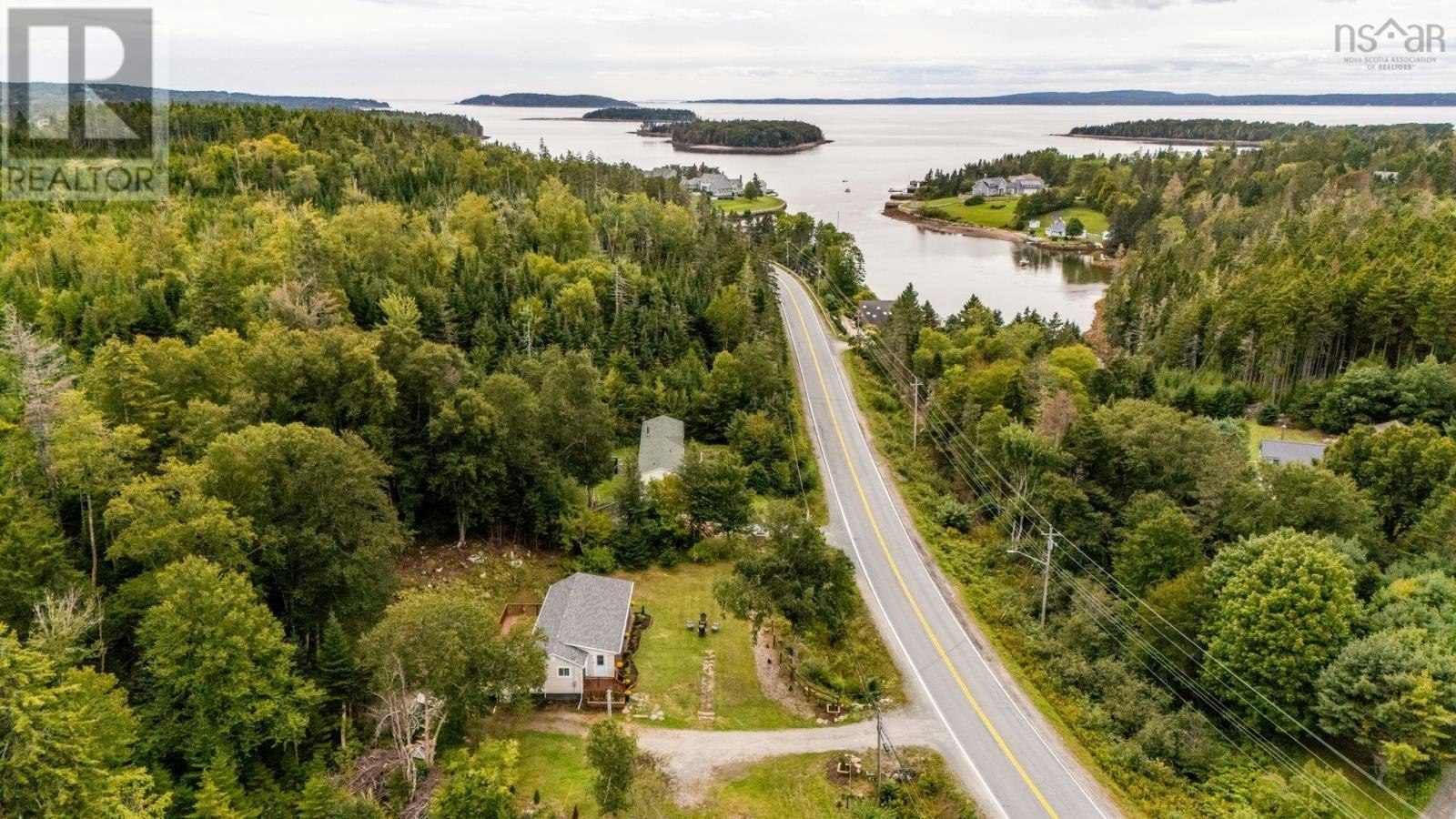 10951 Peggy's Cove Road, Seabright, NS, B3Z 3C7