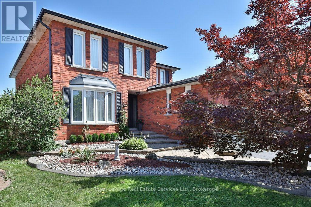 1217 Rosethorne Road, Oakville, ON, L6M 1H5
