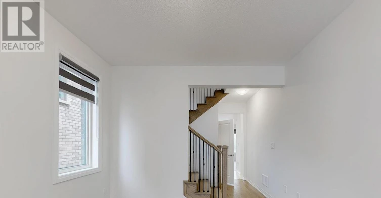 1127 Zircon Manor, Pickering, ON, L1X 0P7 - 4
