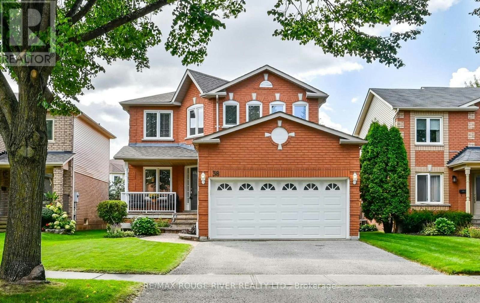 38 Brownell Street, Whitby, ON, L1R 2E9