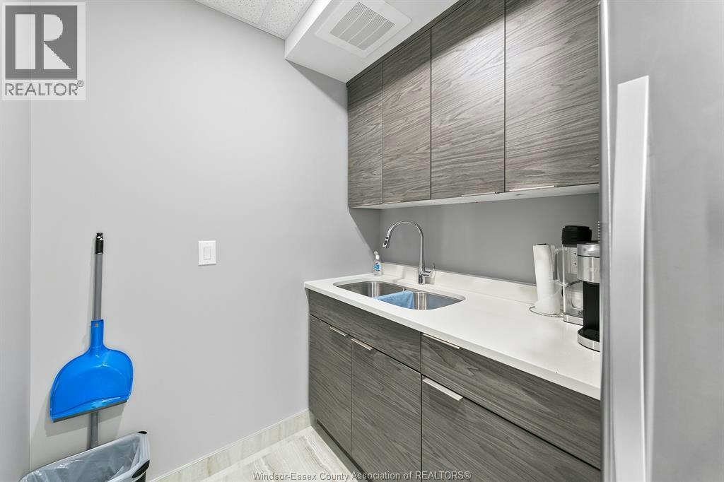 105-716 Brownstone, Lakeshore, ON, N9K 0C3 - 9