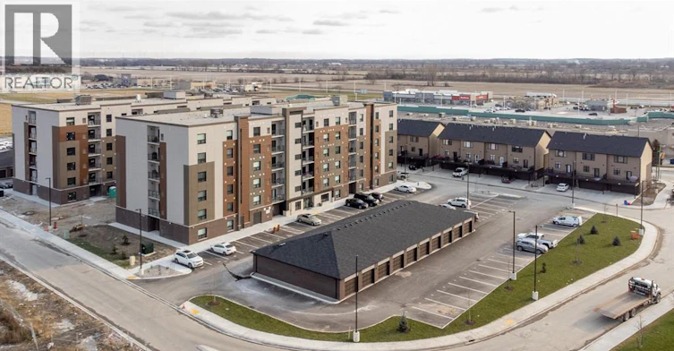 105-716 Brownstone, Lakeshore, ON, N9K 0C3 - 2