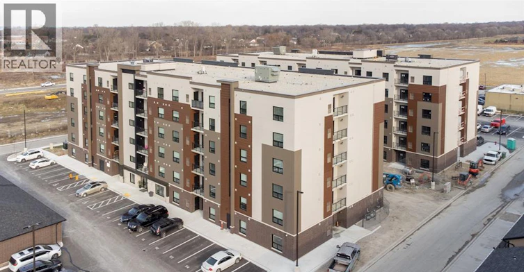 105-716 Brownstone, Lakeshore, ON, N9K 0C3