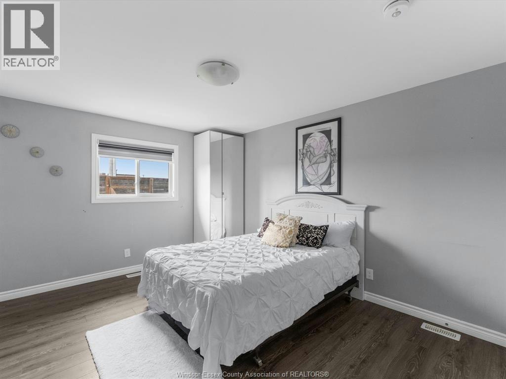 3137 Viola Crescent, Windsor, ON, N8N 0A1 - 12