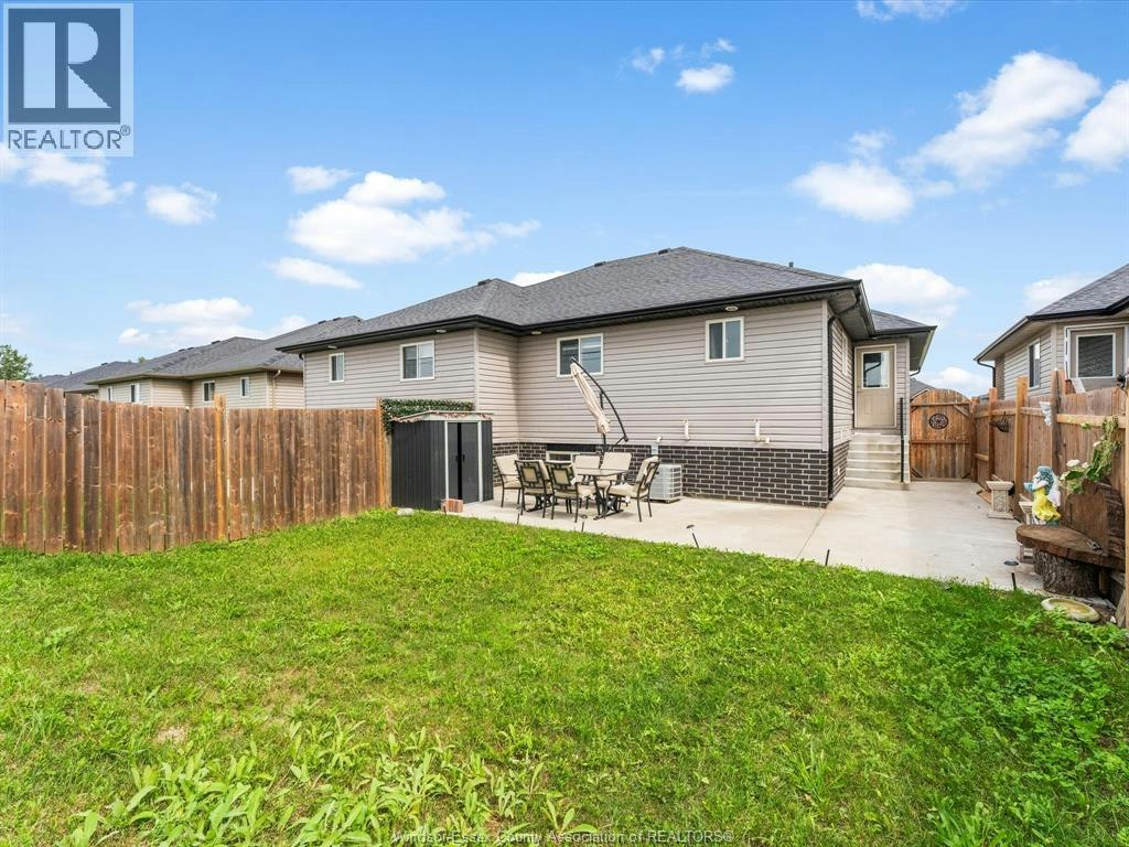 3137 Viola Crescent, Windsor, ON, N8N 0A1 - 18