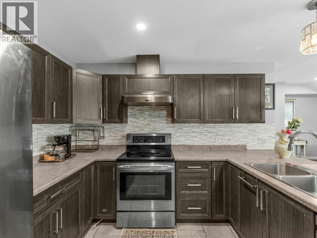 3137 Viola Crescent, Windsor, ON, N8N 0A1 - 7