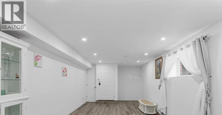 3137 Viola Crescent, Windsor, ON, N8N 0A1 - 27