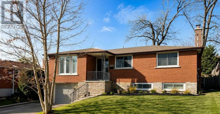 166 Collings Avenue, Bradford West Gwillimbury, ON, L3Z 1W1