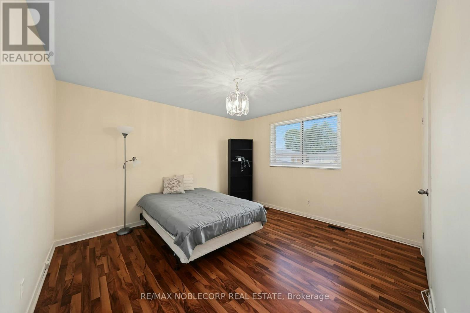 166 Collings Avenue, Bradford West Gwillimbury, ON, L3Z 1W1 - 9
