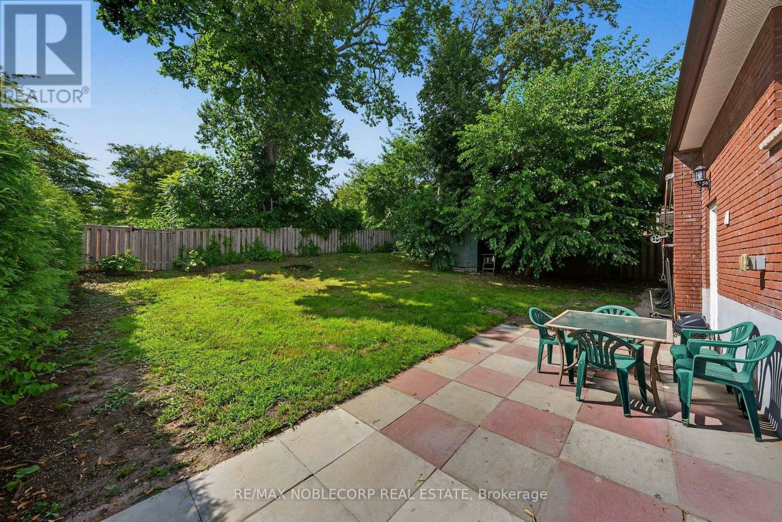 166 Collings Avenue, Bradford West Gwillimbury, ON, L3Z 1W1 - 21