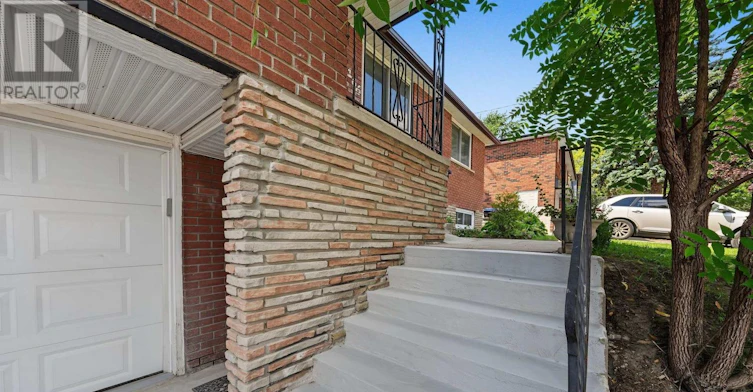 166 Collings Avenue, Bradford West Gwillimbury, ON, L3Z 1W1 - 4